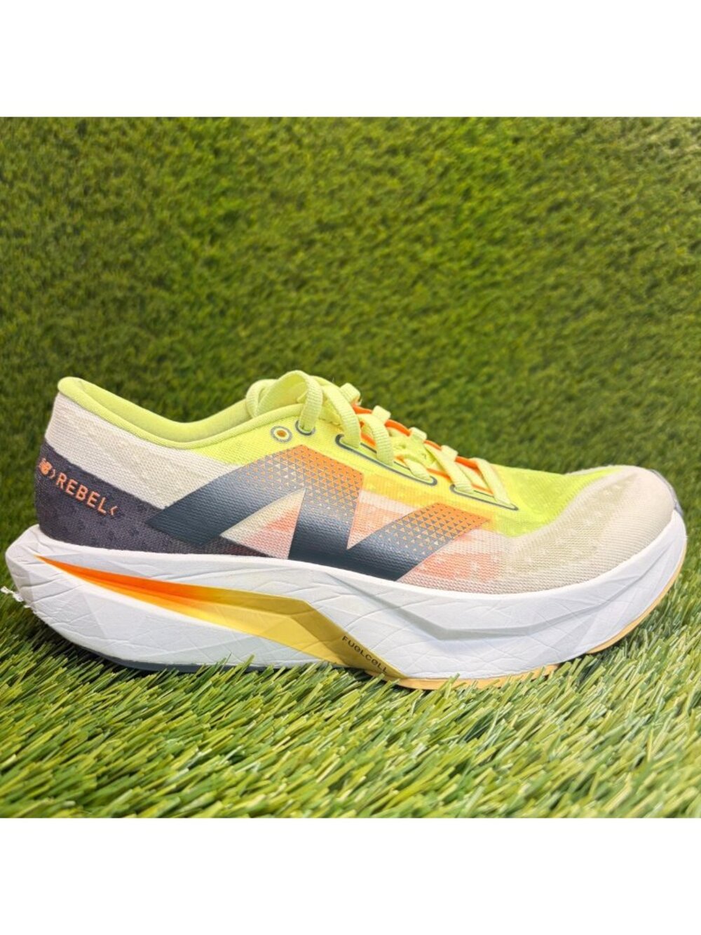 New Balance FuelCell Rebel V4 Womens Size 6 White Yellow Running Shoes Sneakers